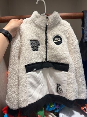Boys Nike Cream and Black Sherpa Half-Zip Pullover